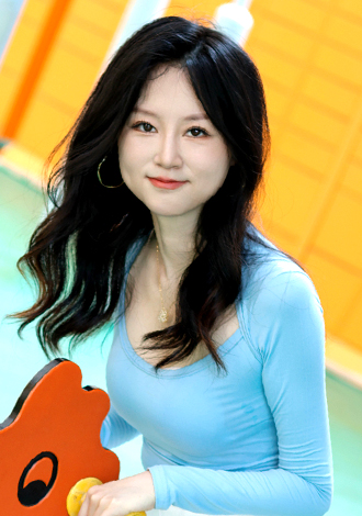 Most gorgeous profiles: Jiayu from Shenzhen, blue sapphire, Asian member