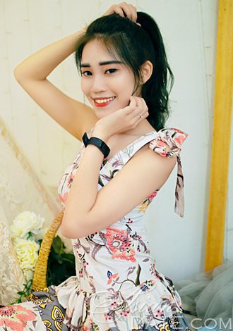 Date the member of your dreams: Vietnam member Huynh Thuy Vi (Bella) from Ho Chi Minh City